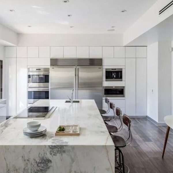 Joe Jonas and Sophie Turner finally sell their Miami mansion for $15 million