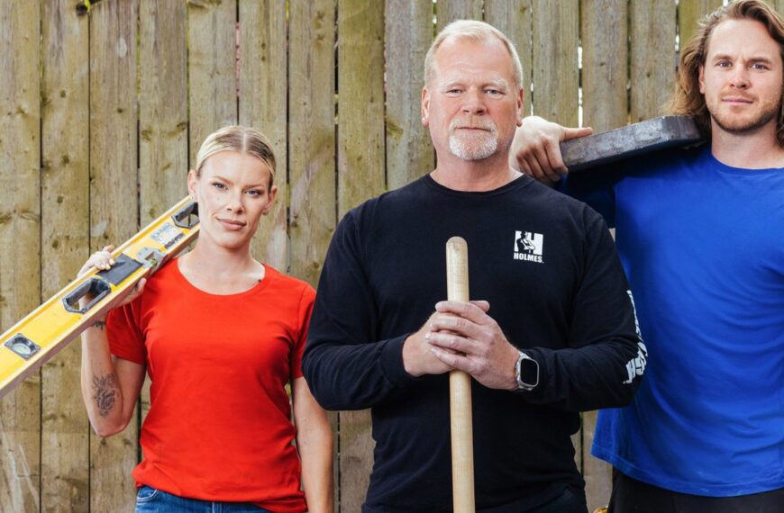 ‘Holmes Family Rescue’ Fills You In on One Type of Furniture You Should Never, Ever Buy