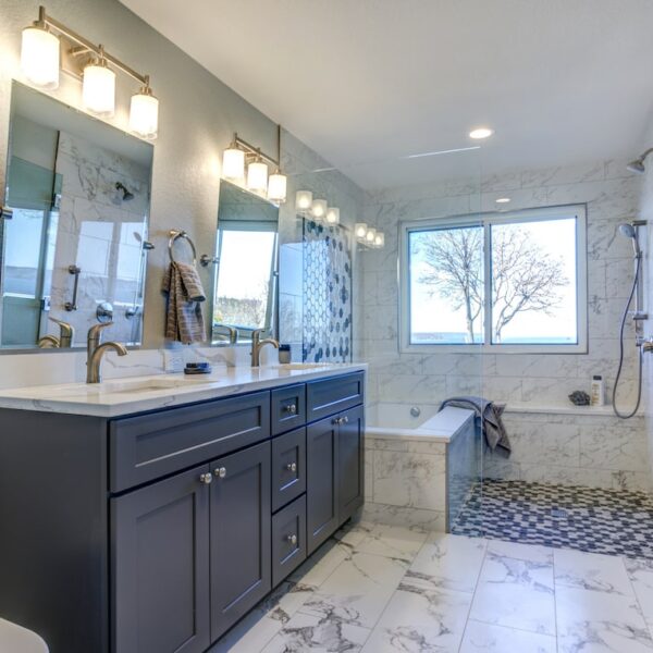 Homeowners Invest in Bathroom Remodels, With 1 in 5 Expanding and Upgrading
