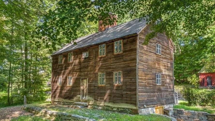 No Turkeys Here: Behold the 5 Oldest Homes for Sale in America—All Built in the 1600s