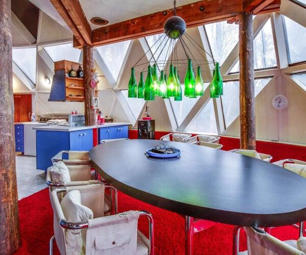 Yeah, Baby! $425K Dome Home in Vermont Has the Grooviest Decor We’ve Seen in a While