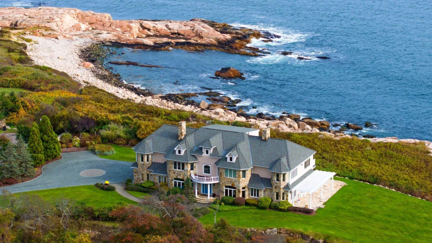 Rhode Island’s Spectacular Spindrift Mansion Is a $10M Oceanfront Dream