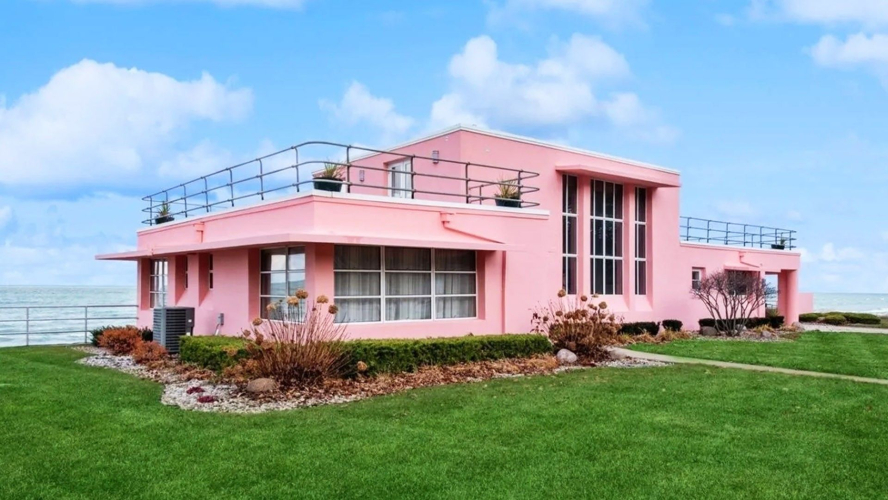 A Touch of Pink in the Hoosier State: Florida-Style House Was Built for the 1933 World’s Fair in Chicago