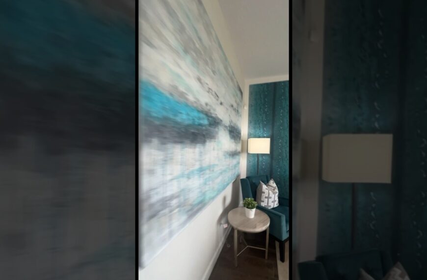 🩵Gotta love these blues #modelhome #homedecor