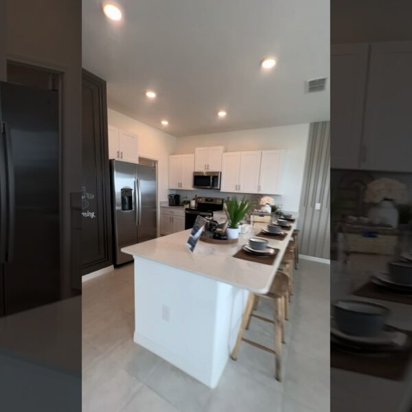 Could you get cozy here?  Inland coastal living at the Mirada Lagoon #movetoflorida #floridaliving