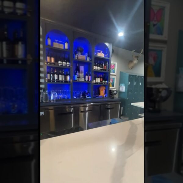 This isn’t your mama’s library ☀️A must visit when you’re in #dadecity #tampafoodie