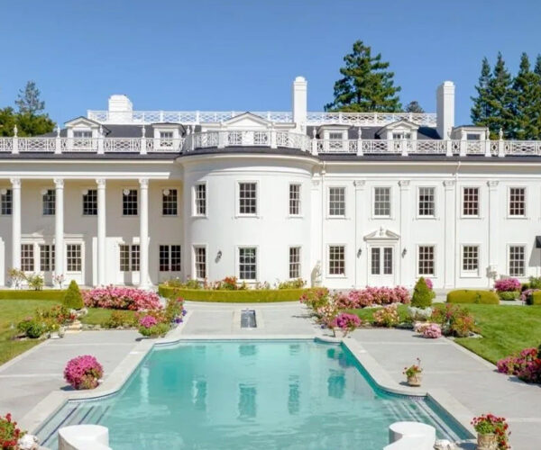 Presidential Sweet: Be the Next Commander in Chief of One of These 5 White House Dupes