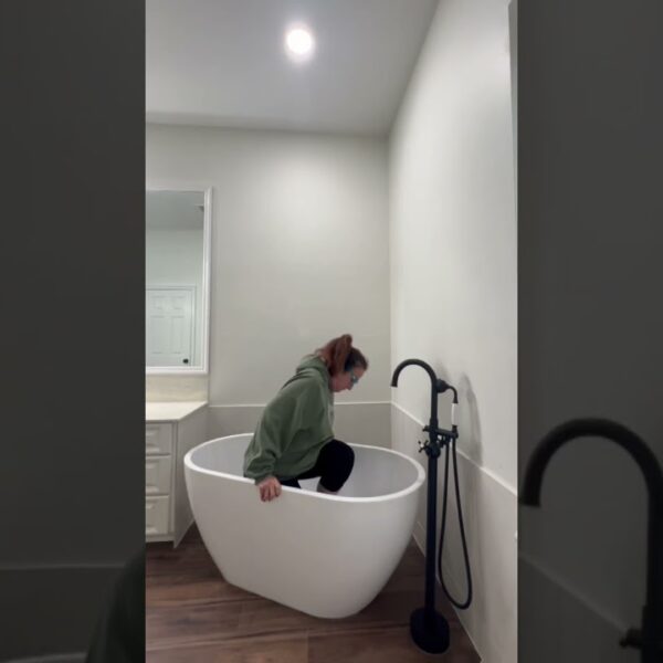 Trying this on for size #bathroomdesign #bathroomdesignideas