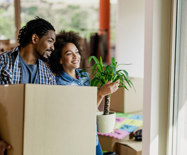 The 10 Places Americans Are Moving to—and the 10 Spots They’re Leaving in Droves