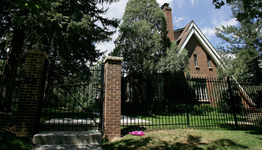 The Owners of the JonBenet Ramsey Murder House Fail To Find a Buyer Despite Price Cuts