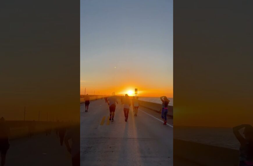 ☀️Sunrise on the 7 Mile Bridge #bridgerace #livinginflorida