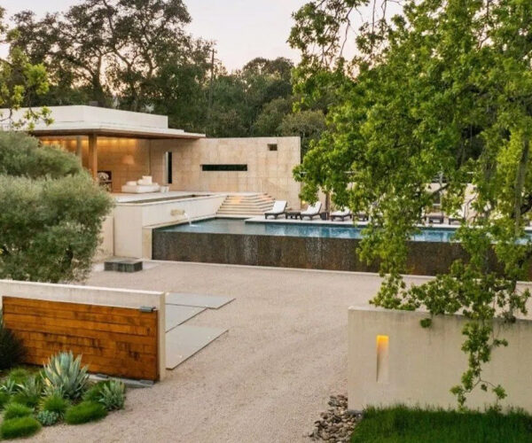‘Rare Bird’: $22M Contemporary Modernist Retreat Wows in Woodside, CA