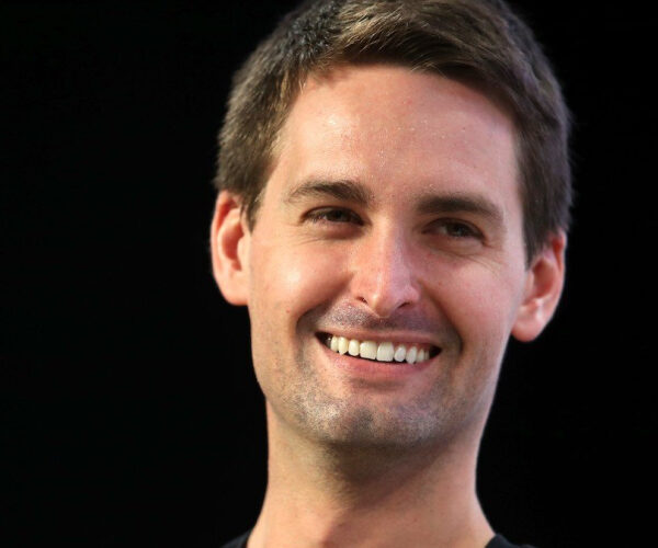 Snapchat CEO Evan Spiegel Slashes $2.2M Off Price of L.A. Mansion