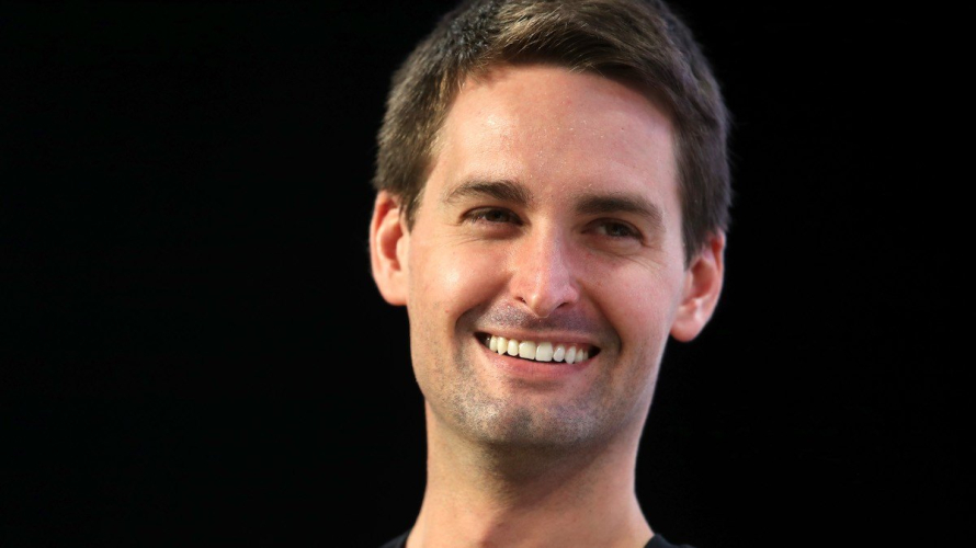 Snapchat CEO Evan Spiegel Slashes $2.2M Off Price of L.A. Mansion