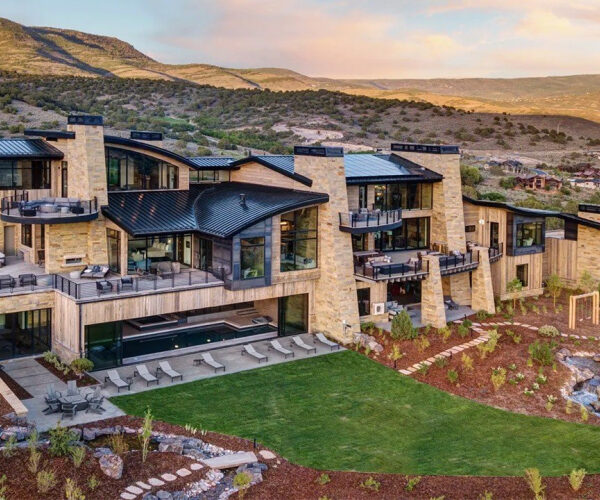 What Is a Superhome? 10 Must-See Mansions That Define the High-End Trend
