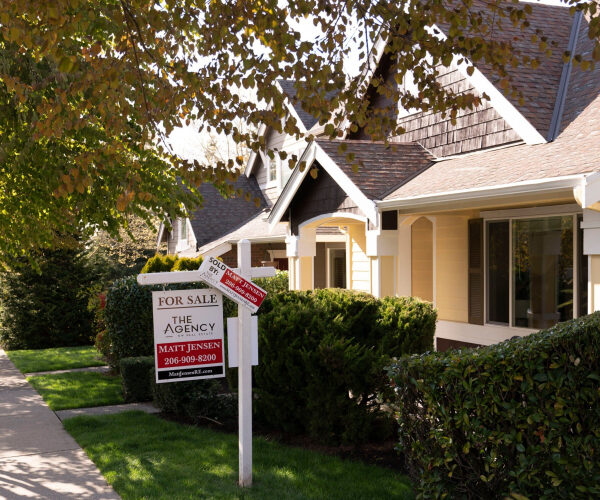 New-Home Sales Fell in June as the Number of Completed Units Hit Its Highest Level in 15 Years