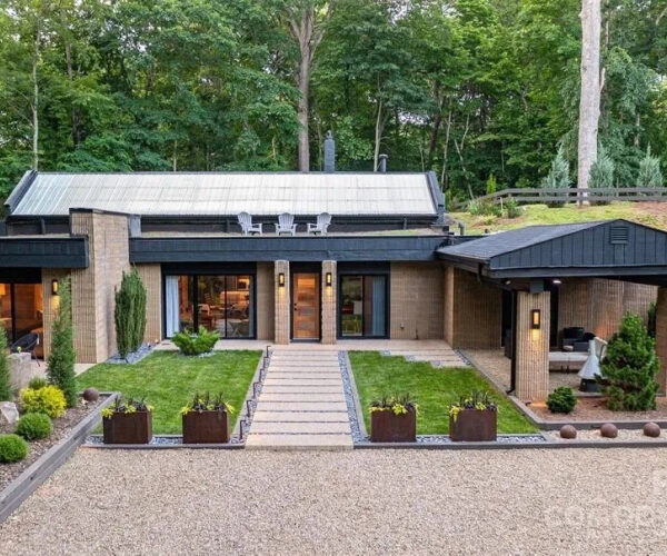 Earth-Sheltered ‘Hobbitat’ in Asheville Is an Eco-Friendly Marvel for $1.6M