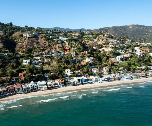 $300M Malibu Megamansion Aims To Smash Record for America’s Priciest Home—Beating Out Beyoncé
