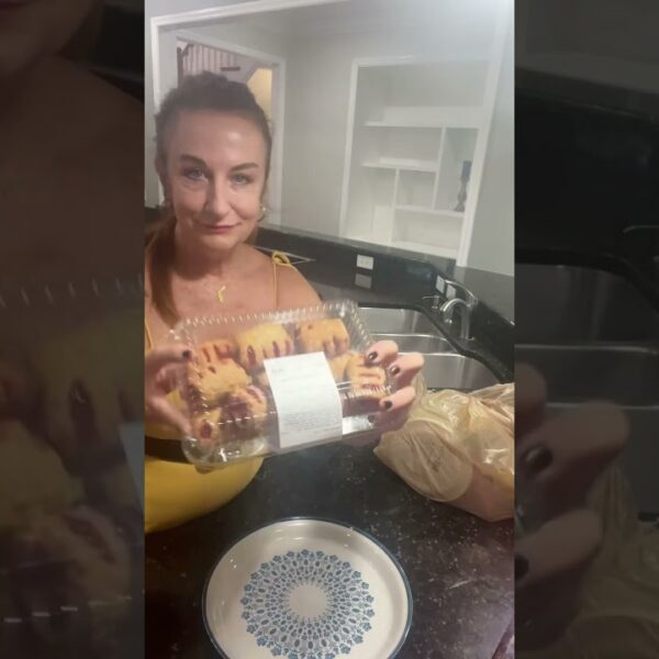 GRWM behind the scenes of a REAL open house #grwm #realestateagent
