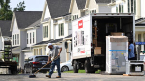 Pending Home Sales Drop 5.5% to All-Time Low in July