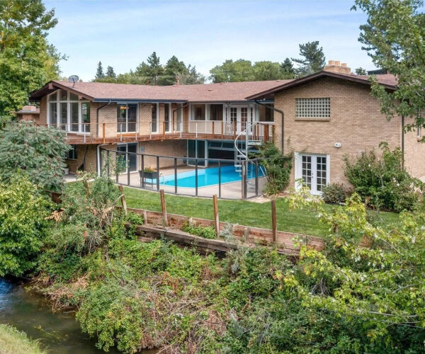 Colorado Home Makes a Splash With Indoor-Outdoor Pool