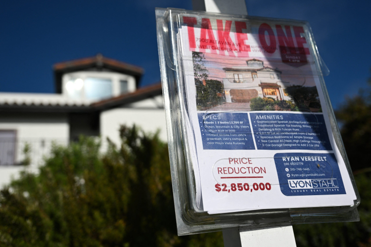 Homes Are Lingering for Sale Longer Than They Have in 5 Years