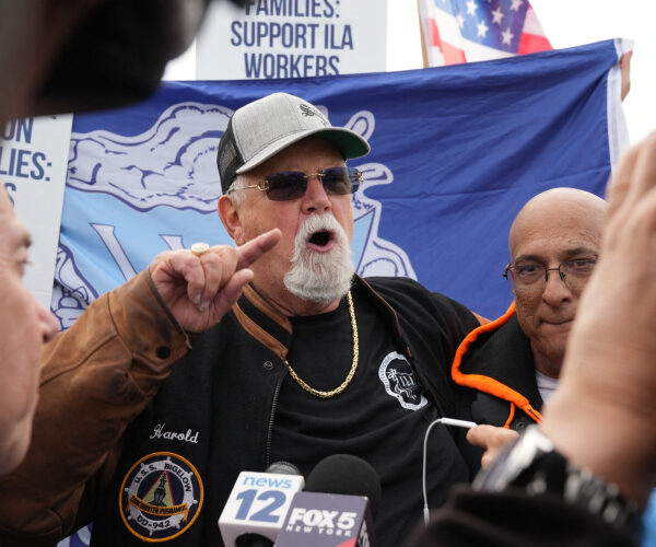 End to Port Strike Thwarts ‘Significant Impact’ on Home Construction and Prices—and Havoc on U.S. Economy