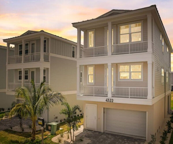 Is This Florida’s Most ‘Hurricane-Proof’ Home? How Hunters Point Avoids Flooding, Power Outages, and More in the Eye of the Storm