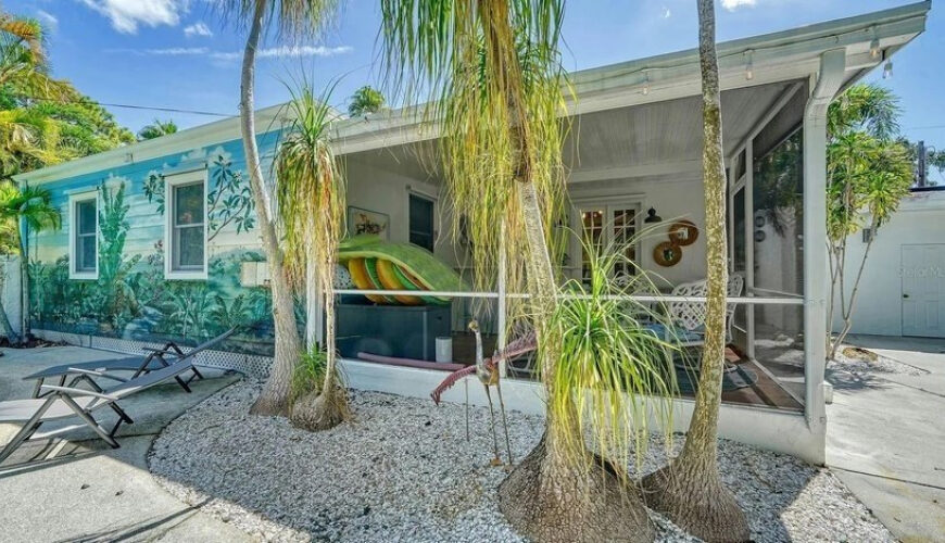 Florida Home That Last Sold for $1.45 Million Hits the Market for Just $50,000—but There’s a Major Catch for Buyers