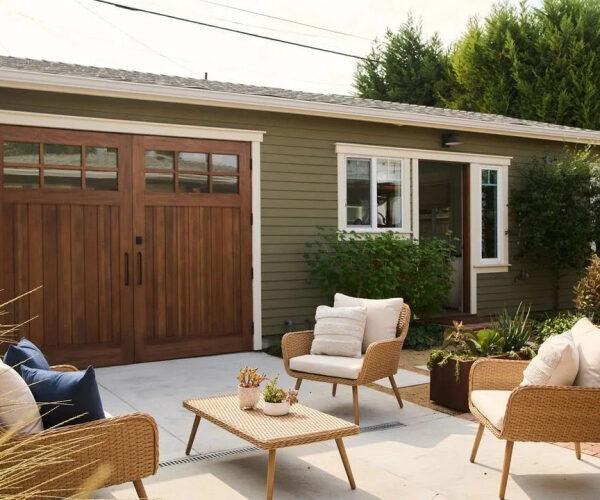 110-Year-Old Los Angeles Home With Newly Built ADU Hits the Market for $1.35 Million—Offering a Potential Gold Mine for Buyers