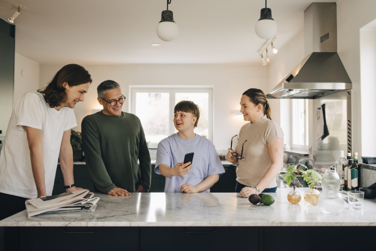 Most Homebuyers Don’t Have a Child Under Age 18 at Home: The Income a Family Needs To Live Comfortably in the U.S.