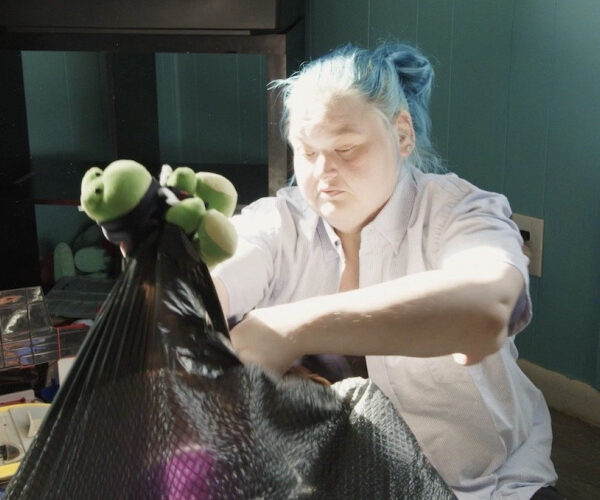 EXCLUSIVE: ‘1000-lb Sisters’ Star Amy Slaton Admits She’s Developed ‘Hoarding Tendencies’ as She Reveals Wild Clutter in Her Home