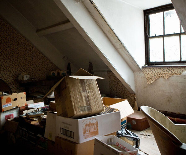 People Who Have Cleared Out Homes After Occupant Has Died Reveal the Strangest Things They’ve Discovered