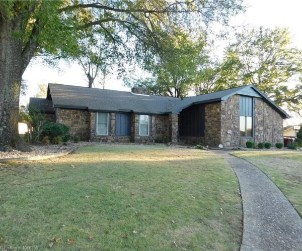 Top 10 Most Popular States Americans Moved to in 2024