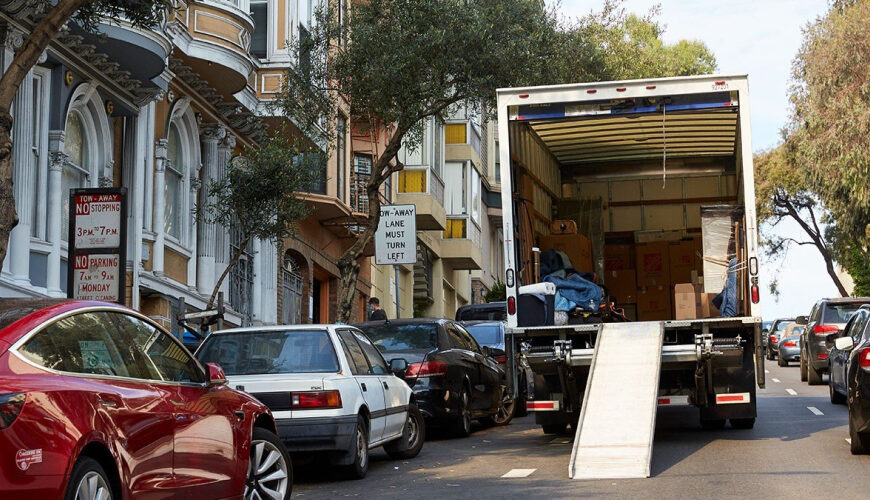 Top 5 States Americans Fled in Droves in 2024
