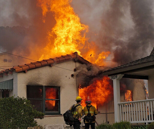 Map Shows the Path of Deadly California Wildfires as the Cost of Homes Lost Is Revealed