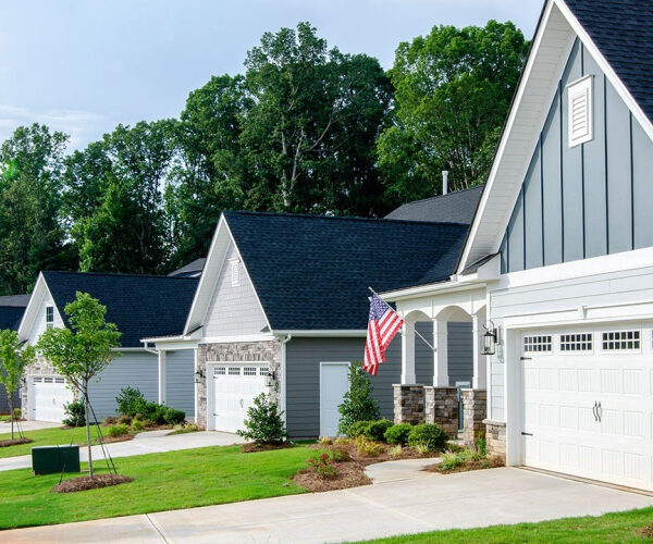 HOA vs. CDD: Why You Need To Understand the Difference