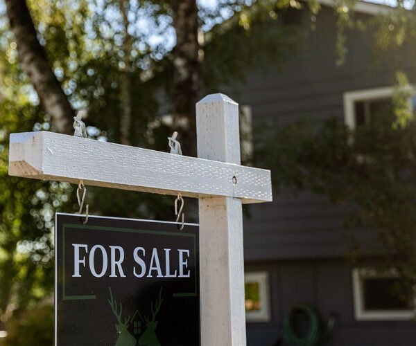 Sellers Beware: More Homes on the Market Are Going ‘Stale’ Due to This Big Listing Mistake