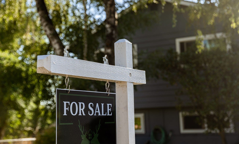 Sellers Beware: More Homes on the Market Are Going ‘Stale’ Due to This Big Listing Mistake