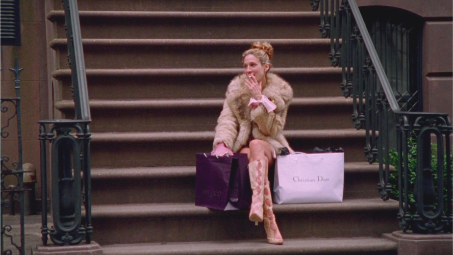 Real-Life Owner of Carrie Bradshaw’s ‘Sex and the City’ Apartment Takes Drastic Step To Stop Fans From Taking Photos on Iconic Stoop