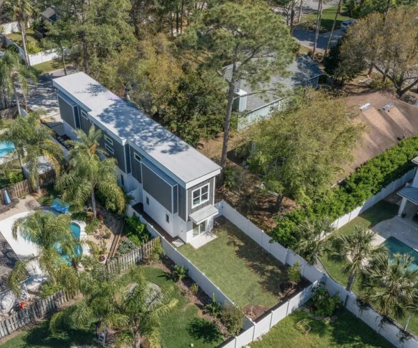 Florida Man Who Built ‘Spite House’ Towers Over Neighbors-and He’s Loving It