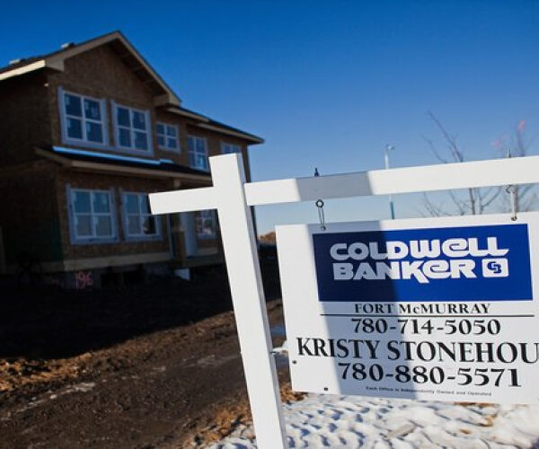 New-Home Sales Rose in December in Defiance of Higher Mortgage Rates