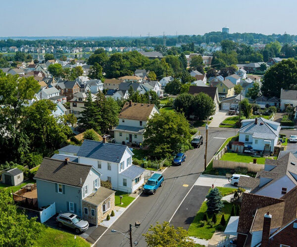 Revealed: America’s Hottest Housing Markets-and Why Some Buyers Are Happily Paying Over Asking in These Popular Spots