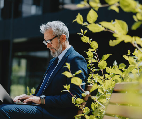 9 email marketing metrics every real estate agent should track (and how to measure success)