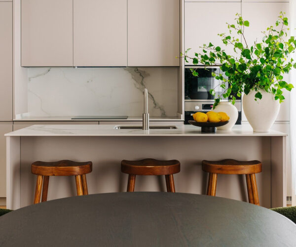 Should You Get a Touchless Faucet? A Kitchen Expert Weighs In