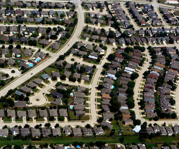Realtor.com® Investor Report: Investor Buyer Share Edges Higher Amid Low Home Sales; Investor Share of Sellers Peaks