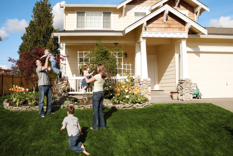 Breaking into a new market: a real estate agent’s guide to growing your network fast