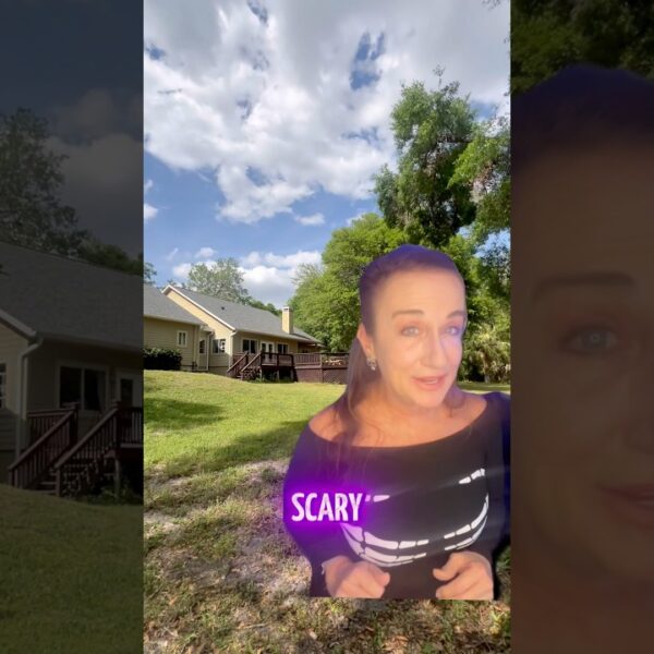 Spooktacular home in Dade City FL  on 10+ acres Reach out for more info #dadecity