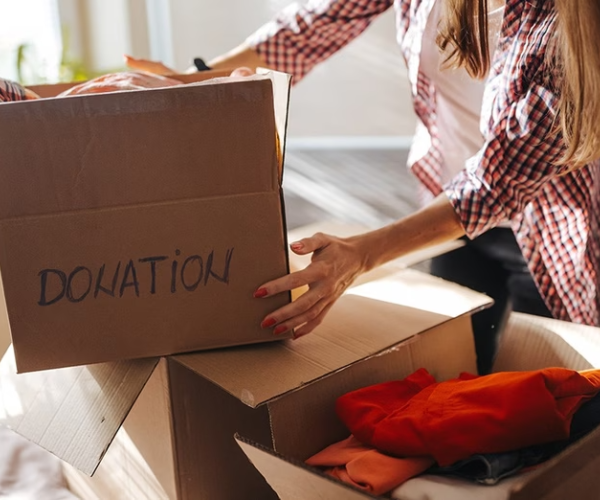 10 Household Items You Really Shouldn’t Put in the Donation Pile