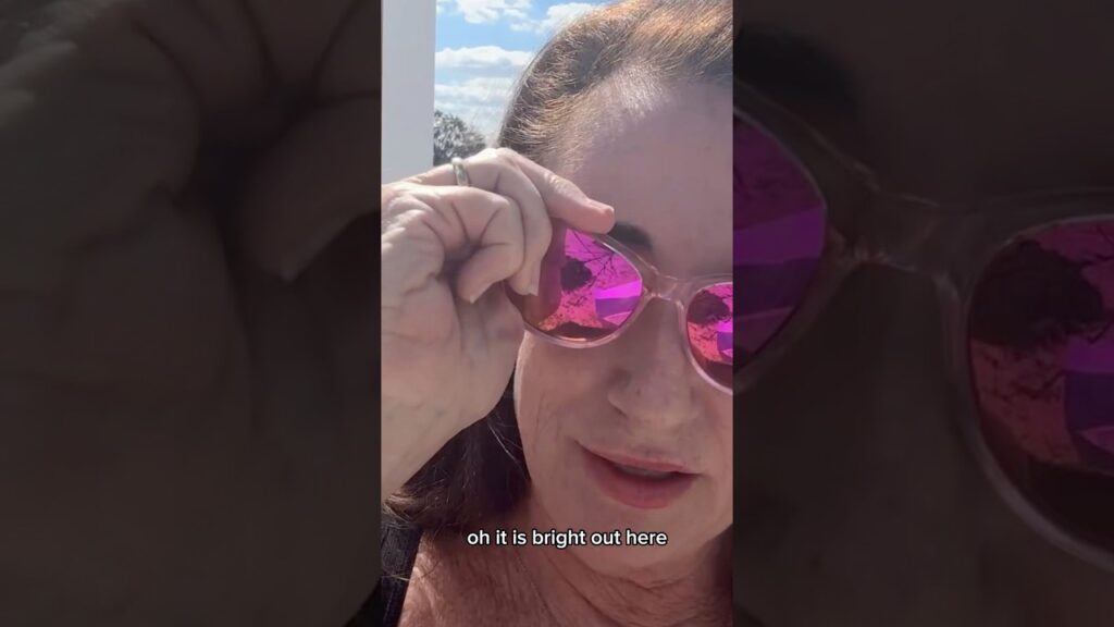 Dreaming of a San Antonio Florida townhome that still lets you make it your own?